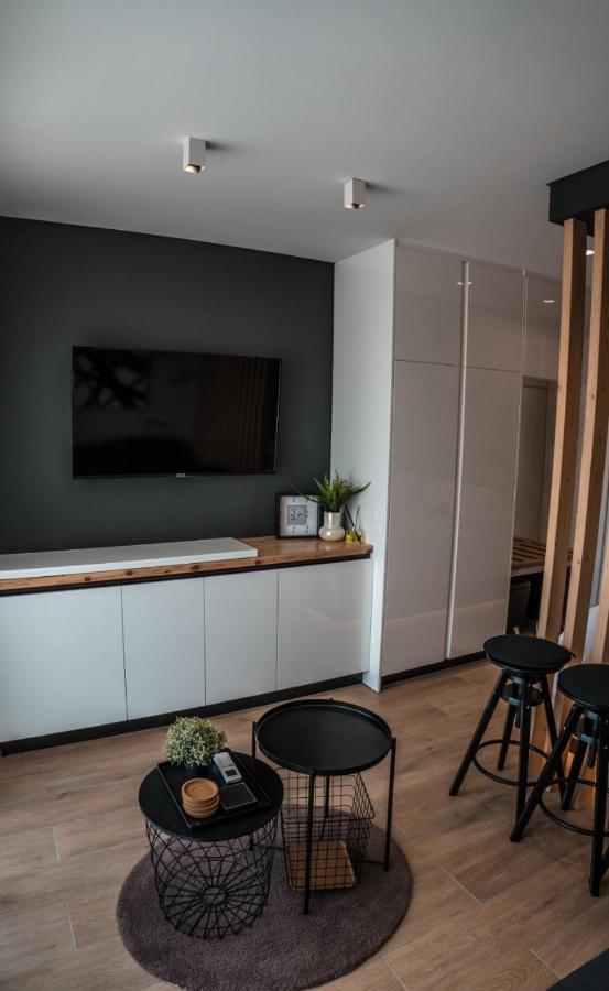 Cosea Living: Seaside Deluxe Suite In Harbour 107B Paphos Exterior photo