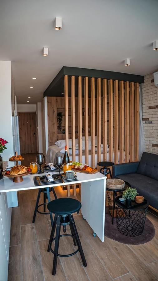 Cosea Living: Seaside Deluxe Suite In Harbour 107B Paphos Exterior photo